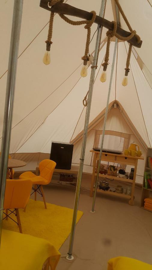Glamping Z Alpakami Hotel Jankowice  Bagian luar foto