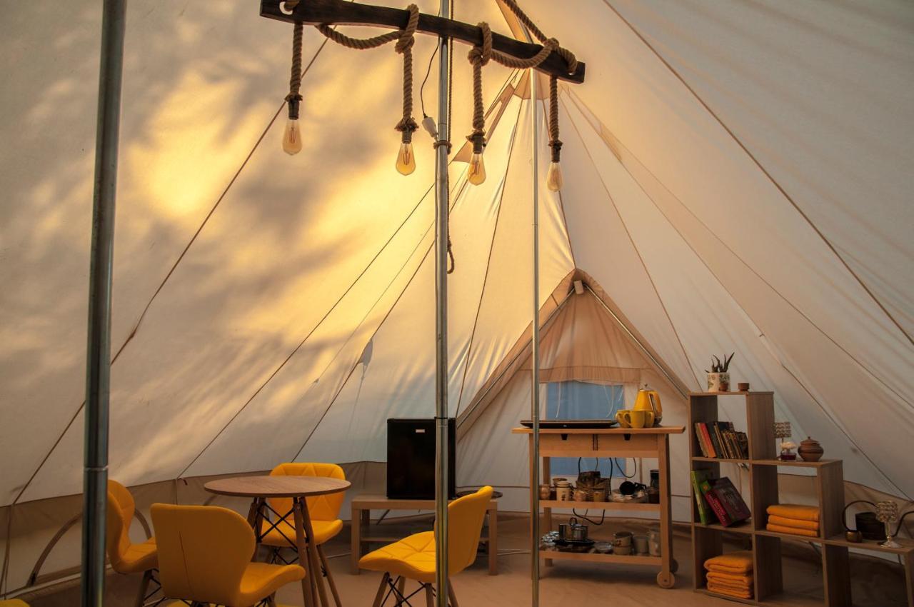 Glamping Z Alpakami Hotel Jankowice  Bagian luar foto